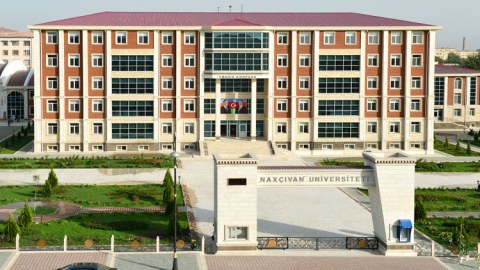Bu lisey Naxçıvan Dövlət Universitetinin tabeliyinə verildi
