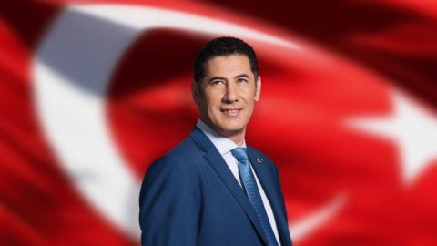 Sinan Oğandan Azərbaycana TƏBRİK