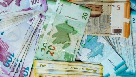 Azərbaycanda pul kütləsi artıb - 12 %
