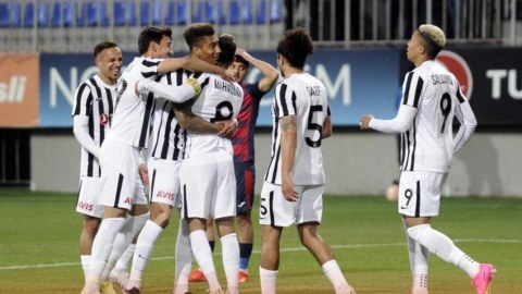 “Neftçi” Sankt-Peterburqdakı turnirə 23 futbolçu aparır