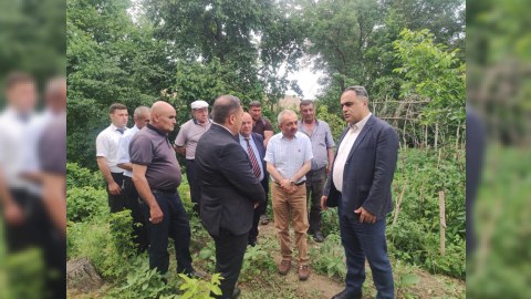 İcra başçısı Şəfəq kəndində səyyar qəbul keçirdi - FOTO