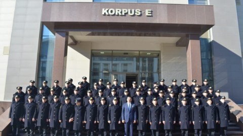 Milli Qəhrəmandan polislərimizə TƏBRİK