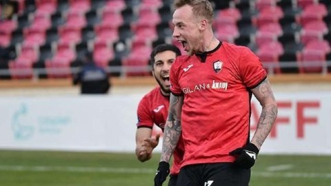 "Qəbələ" daha bir futbolçu ilə vidalaşdı