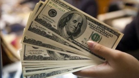 Bankların dollara tələbi 2 dəfə artıb