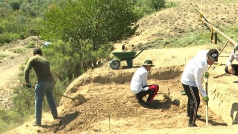 Naxçıvanda antik dövrə aid qəbir aşkarlandı