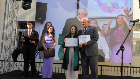ADU-da “Məzun günü” keçirilib - FOTOLAR