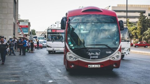 164 avtobus TIXACDA qalıb