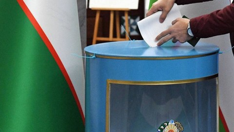 Deputatlar seçkiyə görə Özbəkistana gedirlər