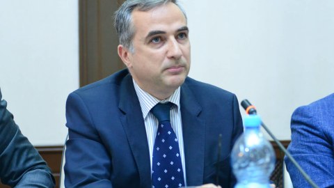 Bakıya dəvət edilənlər müstəmləkə siyasətindən əziyyət çəkir