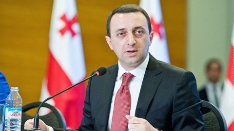 Sülhü qorumaq bizim borcumuzdur - Qaribaşvili