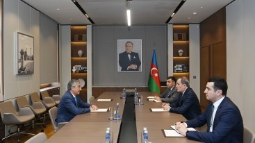 Tacikistan səfirinin diplomatik fəaliyyəti başa çatır