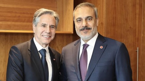 Fidan Blinkenlə Ukraynanı müzakirə etdi 