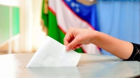 Özbəkistanda növbədənkənar prezident seçkiləri keçirilir