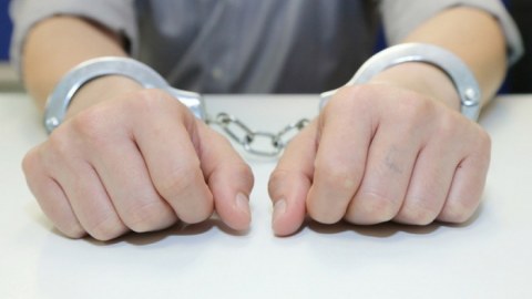 Direktor müavinini şantaj edən şəxslər həbs olundu