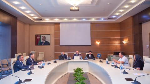 Rəşad Nəbiyev Qəbələdə vətəndaşları qəbul edib