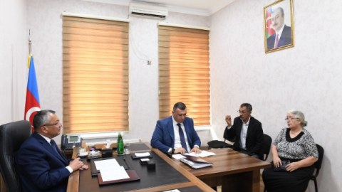 Komitə sədri vətəndaşların növbəti qəbulunu keçirib - FOTOLAR