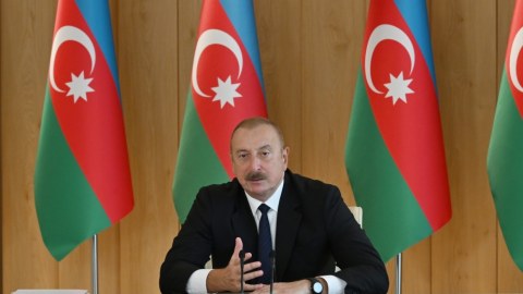 Manatın məzənnəsi altı ildir sabitdir