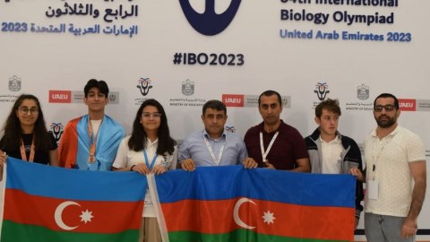 Məktəblilərimiz BƏƏ-də medallar qazandı