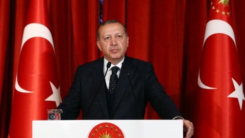 Ərdoğan deputatlardan az maaş alır - RƏSMİ