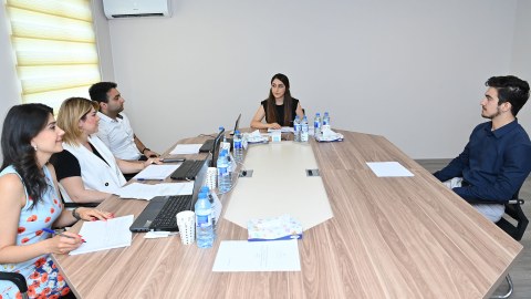 Xaricdə təhsil üzrə sənəd qəbulu başa çatır