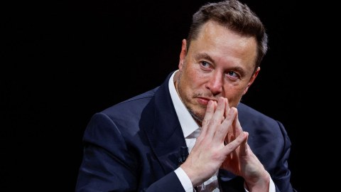 İlon Mask yeni şirkət YARATDI