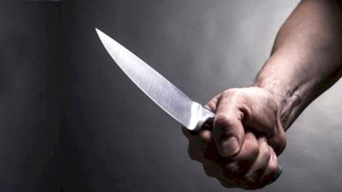 Ər arvadına çoxsaylı bıçaq xəsarətləri yetirdi