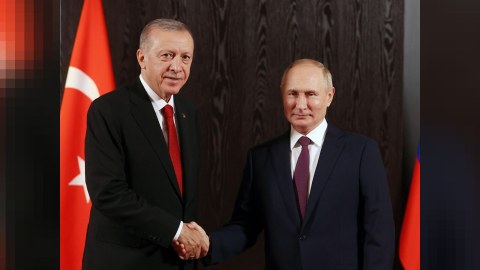 Putinlə taxıl sazişinin uzadılmasında həmfikirik - Ərdoğan