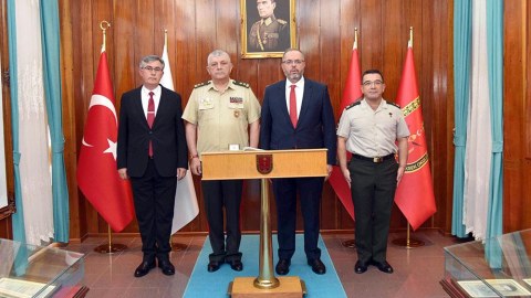 General Türkiyədə təhsil alan azərbaycanlı kursantlarla görüşdü - FOTOLAR