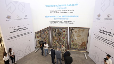 “Dövlətin memarı. Bir ömrün ensiklopediyası” xalçasının təqdimatı oldu - FOTOLAR