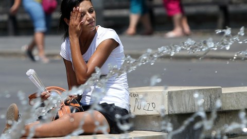 Avropada temperatur 47 dərəcəyə ÇATIR