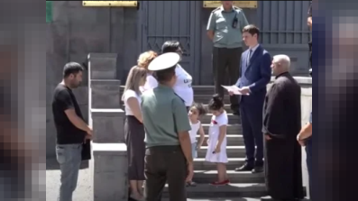 Ermənilər Rusiya səfirliyi qarşısında aksiya keçirdi