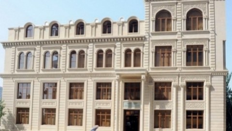 İcmadan Fransa Senatının sədrinə ETİRAZ