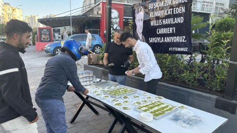 Türkiyədə istiyə görə qəribə aksiya