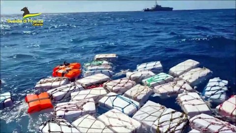 İtaliyada narkotik əməliyyatı - Azərbaycanlılar tutuldu