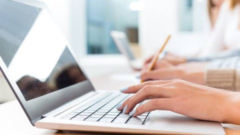 Magistraturaya elektron sənəd qəbulu başladı