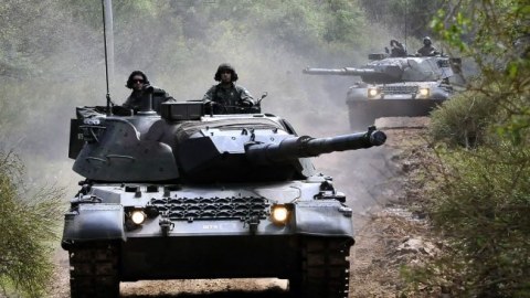 Almaniya Ukraynaya 10 ədəd "Leopard" tankı verdi
