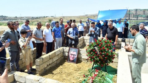 Moskvada ölən Əməkdar artist Bakıda dəfn olundu - FOTO