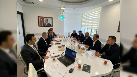 MÜSİAD rəsmiləri Elşad Nuriyevi ziyarət edib
