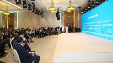 Media Forumu işini panel müzakirələrlə davam etdirib