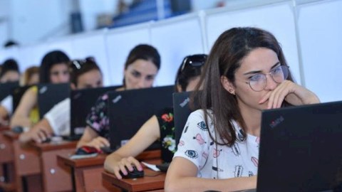 Bu müəllimlər 3 il sertifikasiyadan AZADDIR