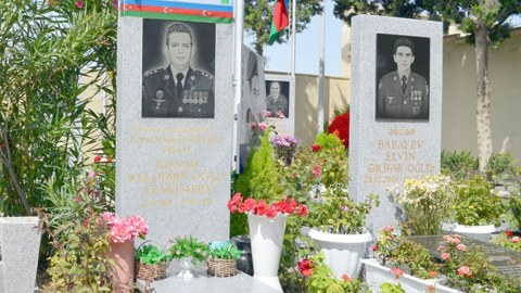 Şəhid Rəşad Atakişiyevin məzarı ziyarət edildi - FOTOLAR