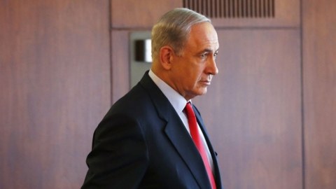 Netanyahu xəstəxanadan parlamentə gəldi