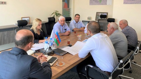 Qubadlının Mahruzlu kənd nümayəndələri ilə görüş keçirilib