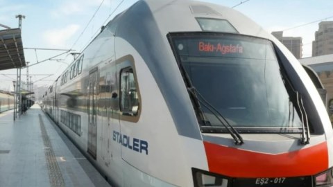 Bakı-Ağstafa-Bakı marşrutu üzrə əlavə qatarlar təyin edildi