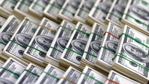 Bugünkü valyuta hərracında 32 milyon dollar satılıb