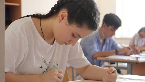 Peşə məktəblərinə tələbə qəbuluna start verildi