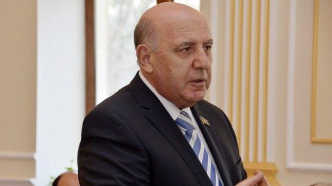 Konstruktiv dialoqa sadiqlik Ermənistana izah edilməlidir