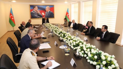 Mərkəzi Çağırış Komissiyası toplandı - Yeni rəis nöqsanları yada saldı