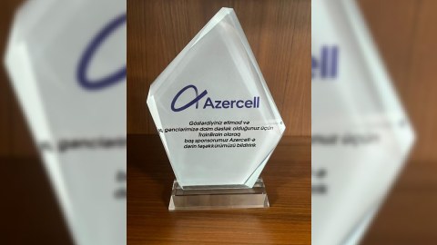 Azercell-in dəstəyi ilə gənclər mükafatlandırıldı