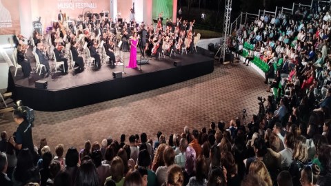 Qəbələ Beynəlxalq Musiqi Festivalı DAVAM EDİR